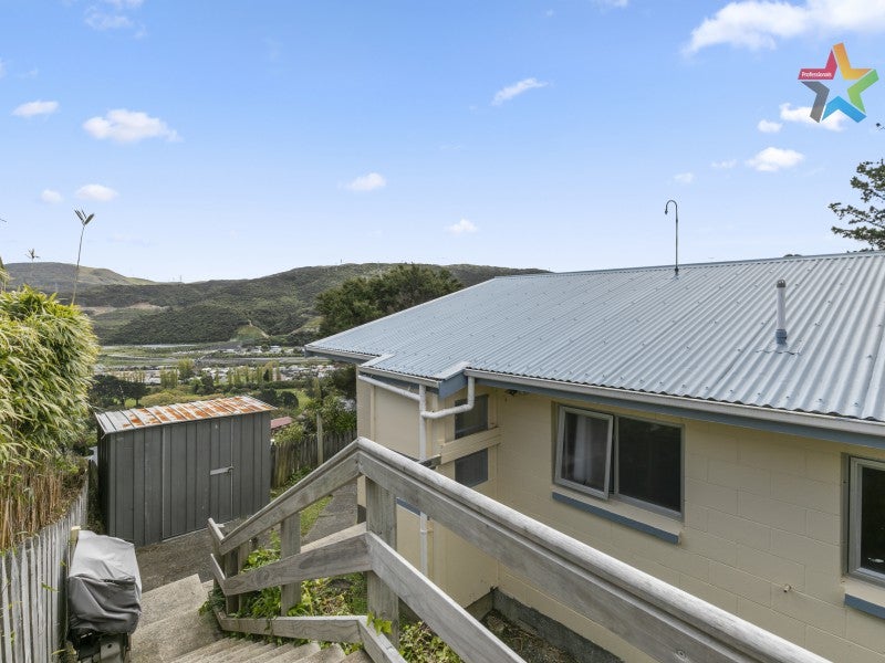 2/45 Lord Street, Stokes Valley, Lower Hutt - Carousel 17