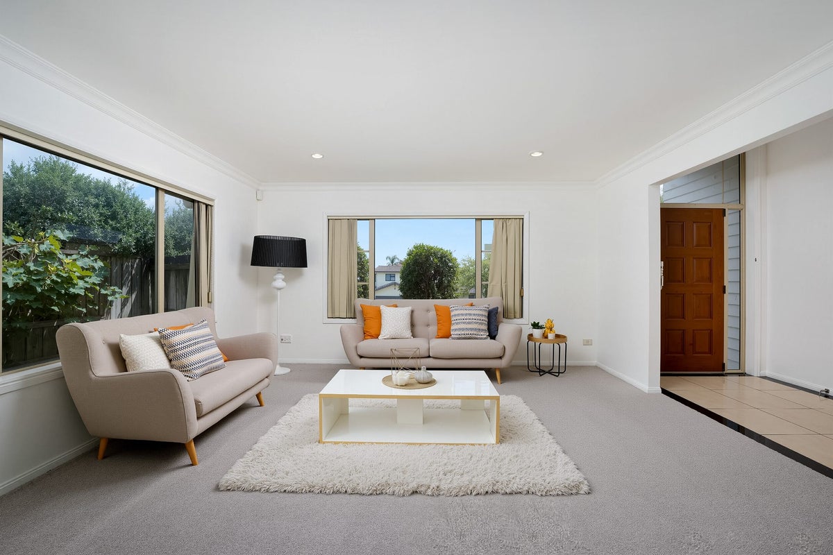 24 Sapperton Drive, Henderson, Auckland - Carousel 2