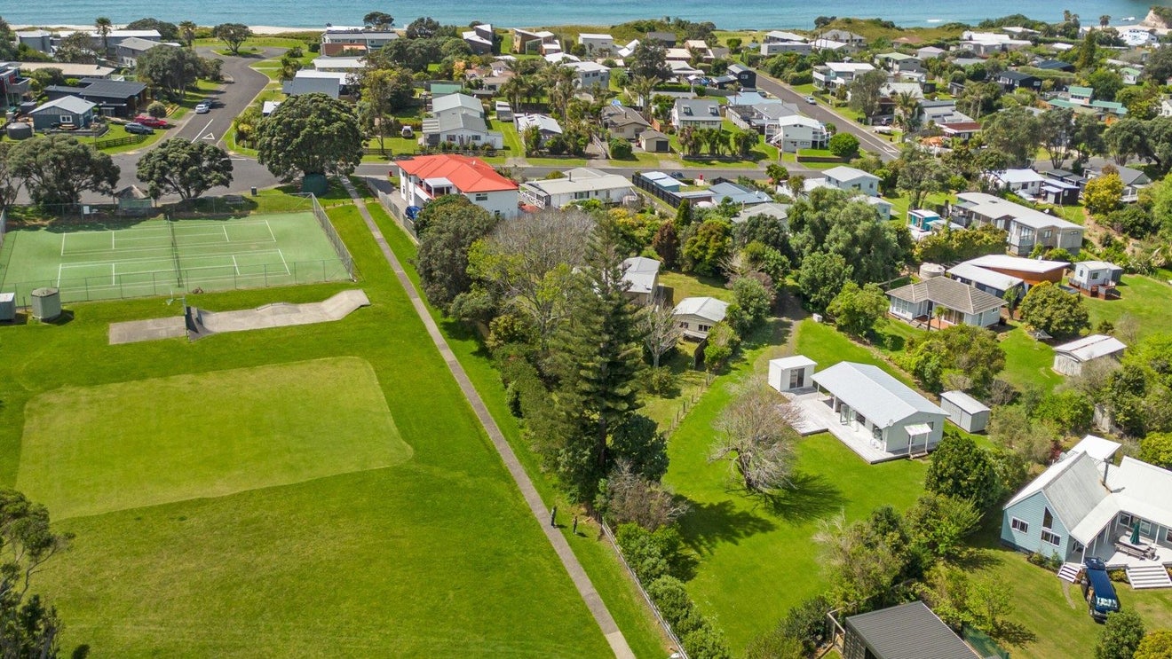 68 Kon Tiki Road, Whiritoa, Waihi - Carousel 2