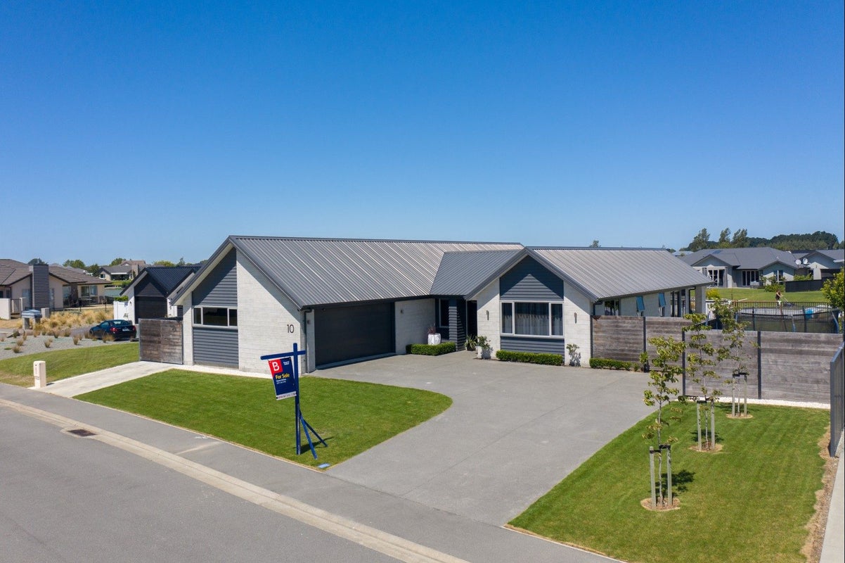 10 Trent Place, Huntingdon, Ashburton - Carousel 27