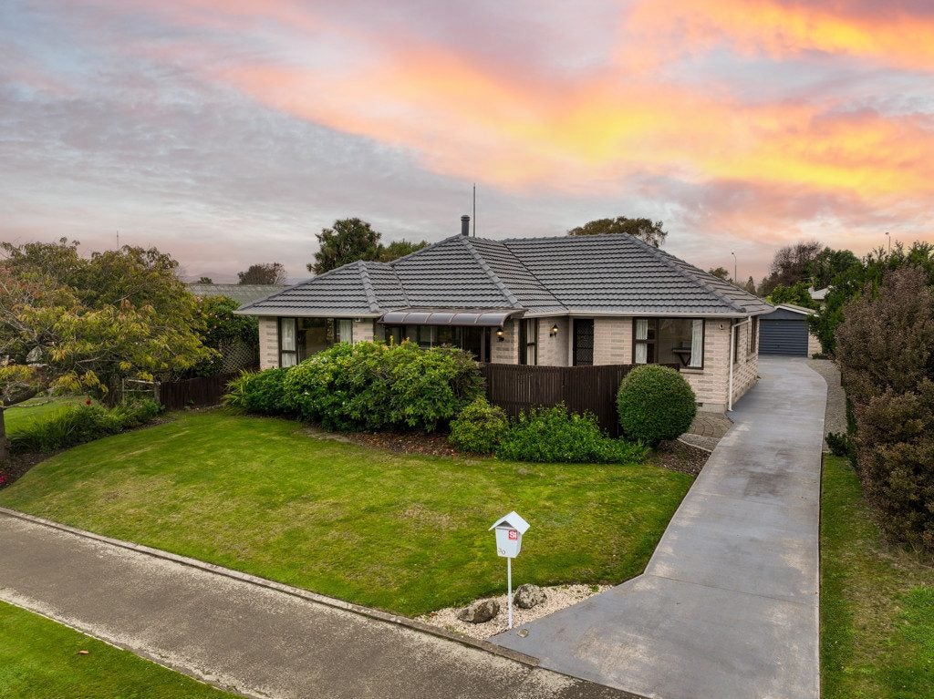 30 Toorak Avenue, Avonhead, Christchurch - Carousel 1