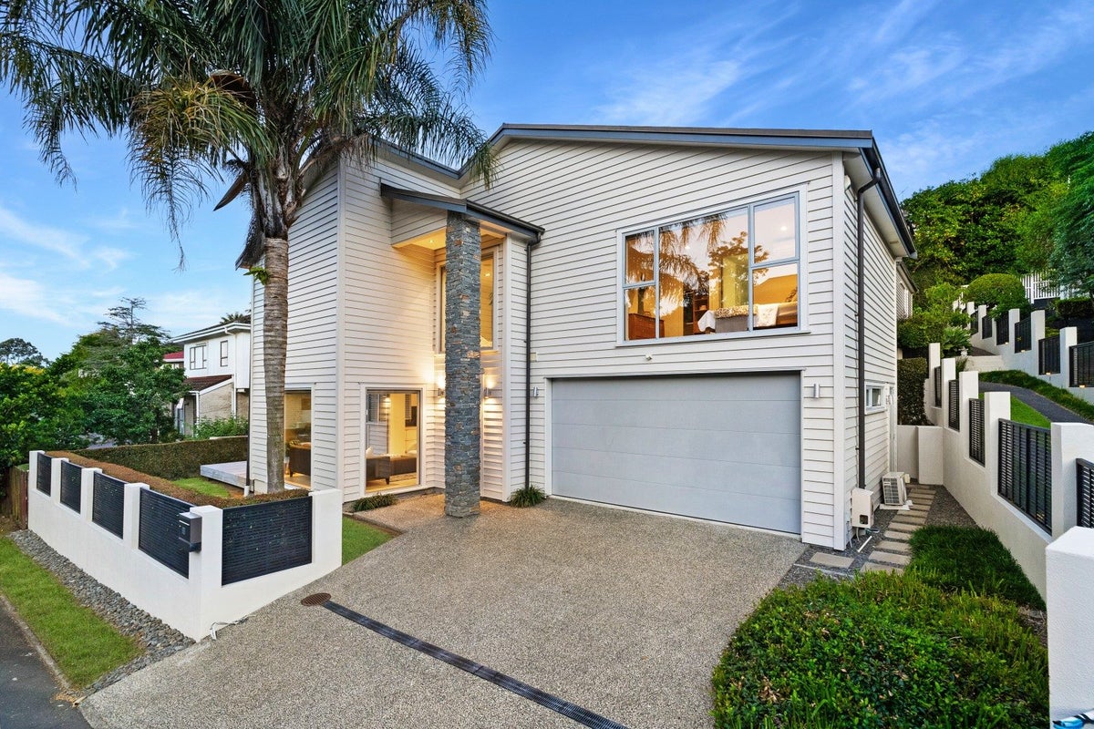 32 The Glen, Remuera, Auckland - Carousel 1