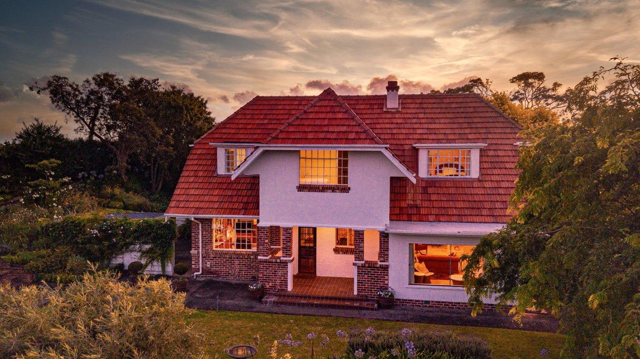 84 Parkes Avenue, Saint Johns Hill, Whanganui - Carousel 1