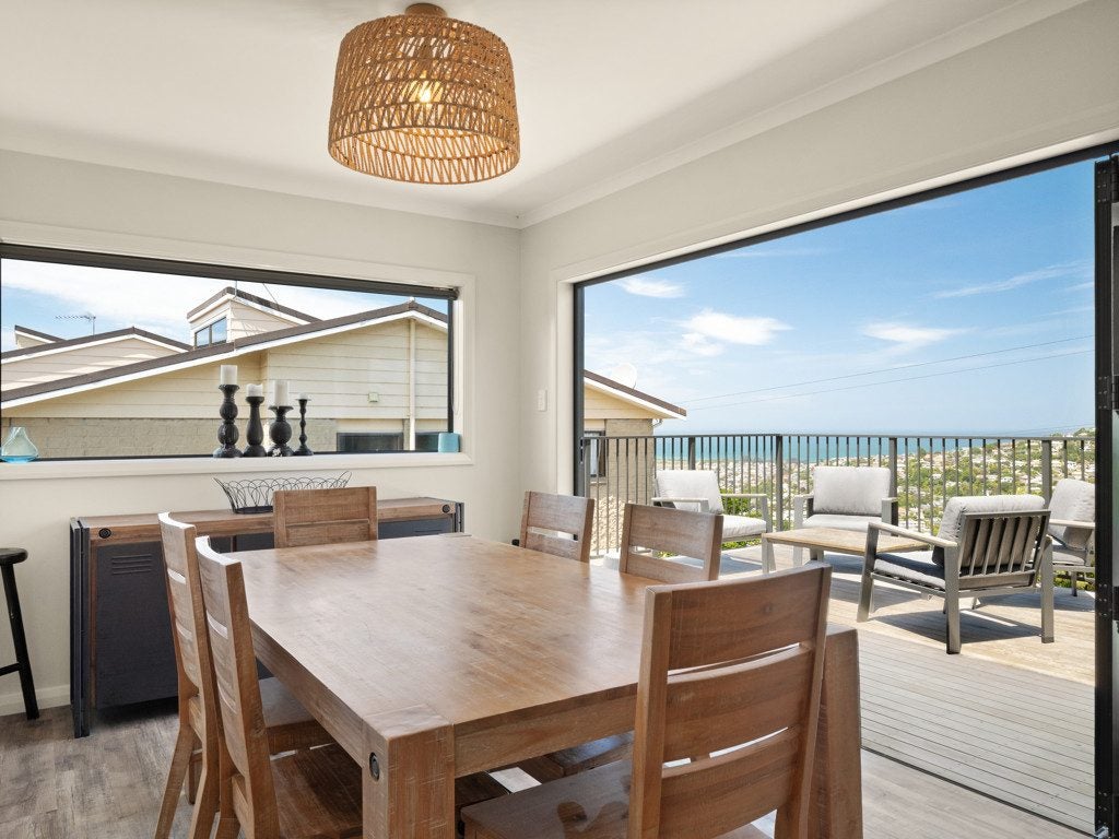 2 Renfrew Street, Balaclava, Dunedin - Carousel 1