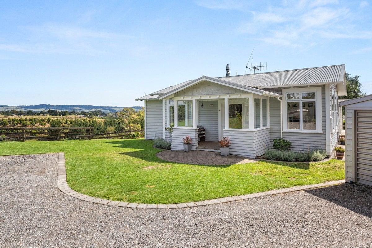 528 Pyes Pa Road, Pyes Pa, Tauranga - Carousel 1