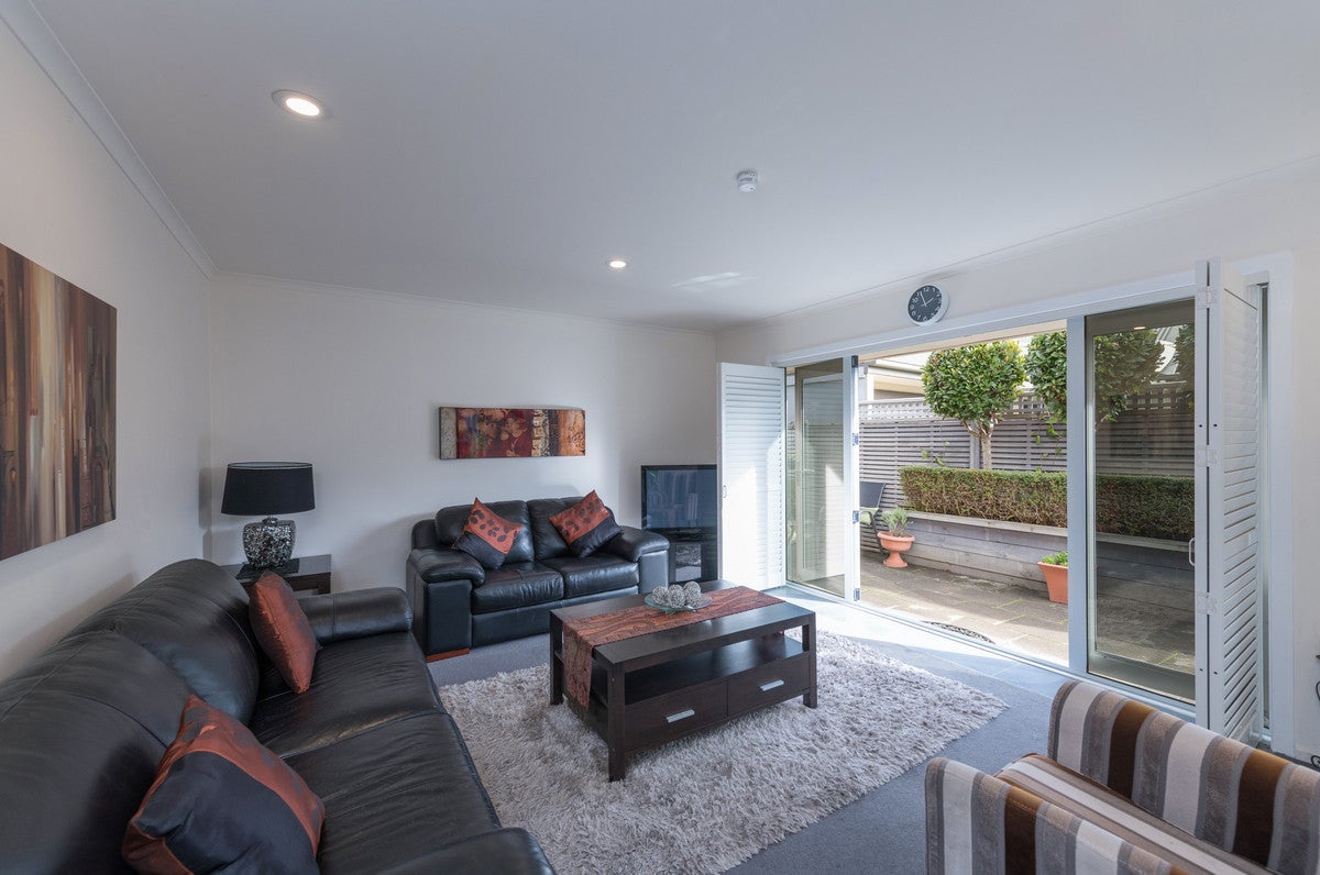 4 Sorrento Way, The Wood, Nelson - Carousel 2