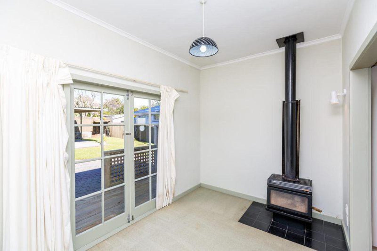 17 Wallath Road, Westown, New Plymouth - Carousel 2