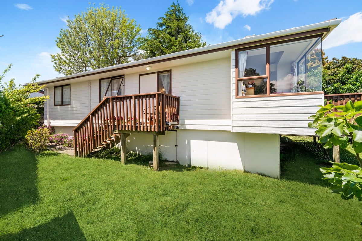 6/112 Solar Road, Glen Eden, Auckland - Carousel 1