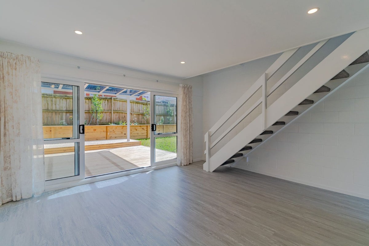 1/40 Moana Avenue, Onehunga, Auckland - Carousel 2