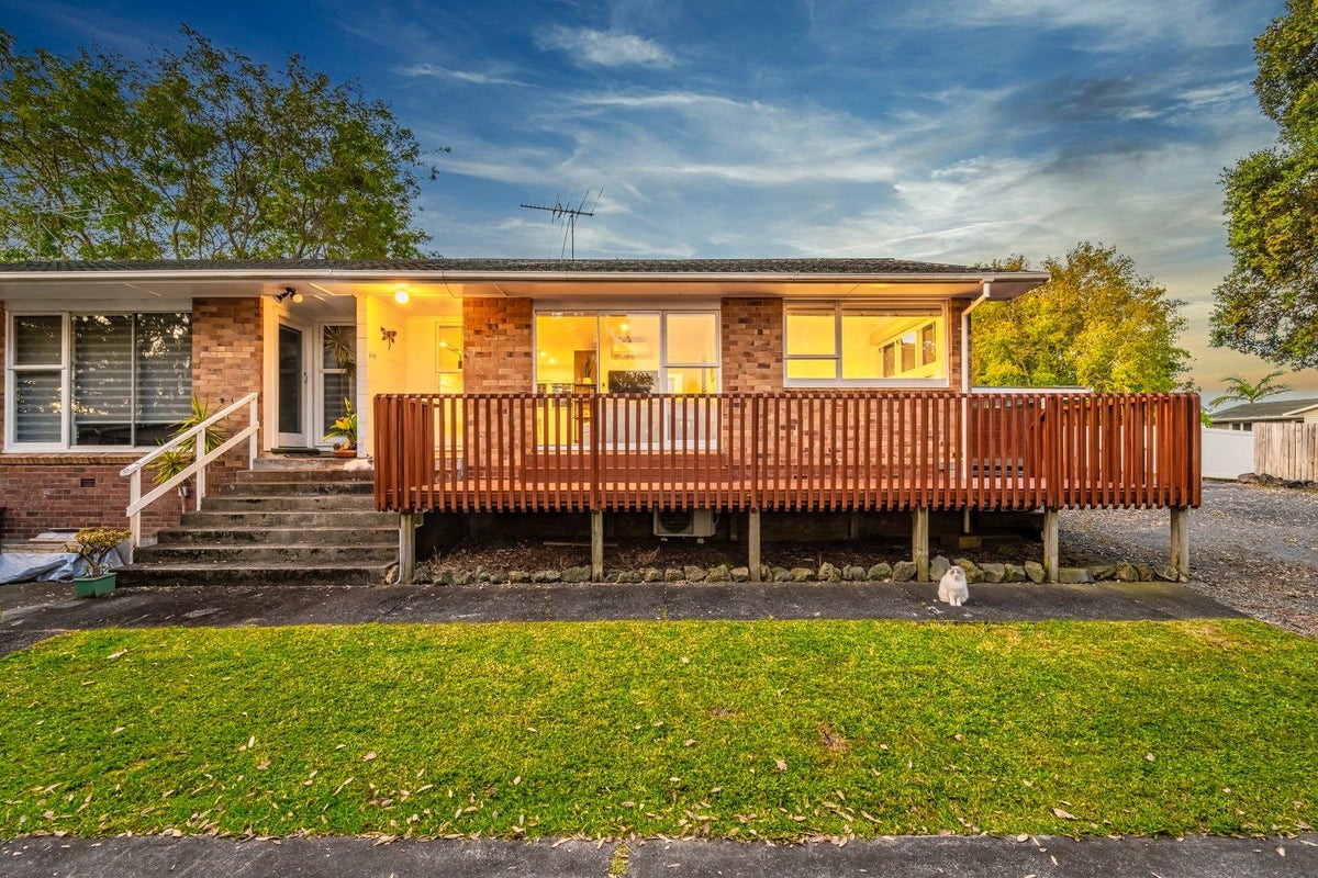2/77 Alexander Street, Cockle Bay, Auckland - Carousel 1