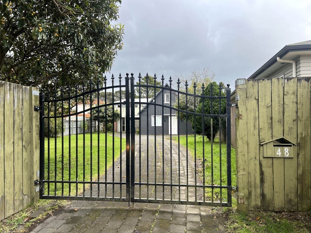 48 Rata Street, New Lynn, Auckland - Carousel 1