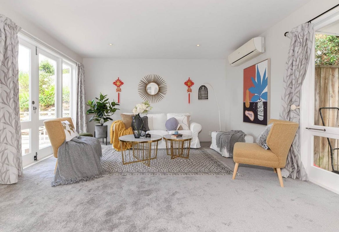 6 Anchor Place, Beach Haven, Auckland - Carousel 2