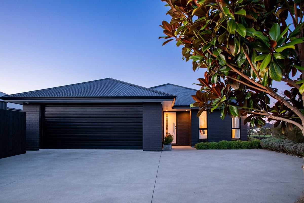 18 Merino Street, Marshland, Christchurch - Carousel 1