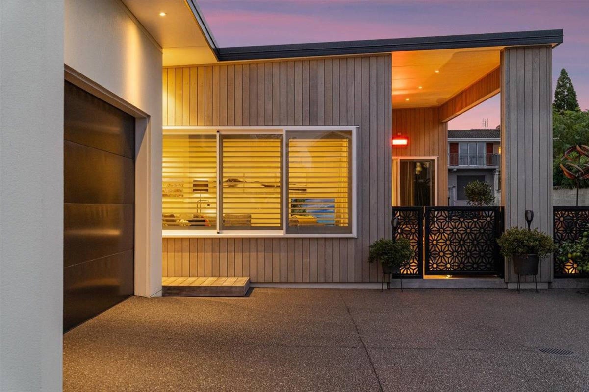 2 Laing Place, Otumoetai, Tauranga - Carousel 28