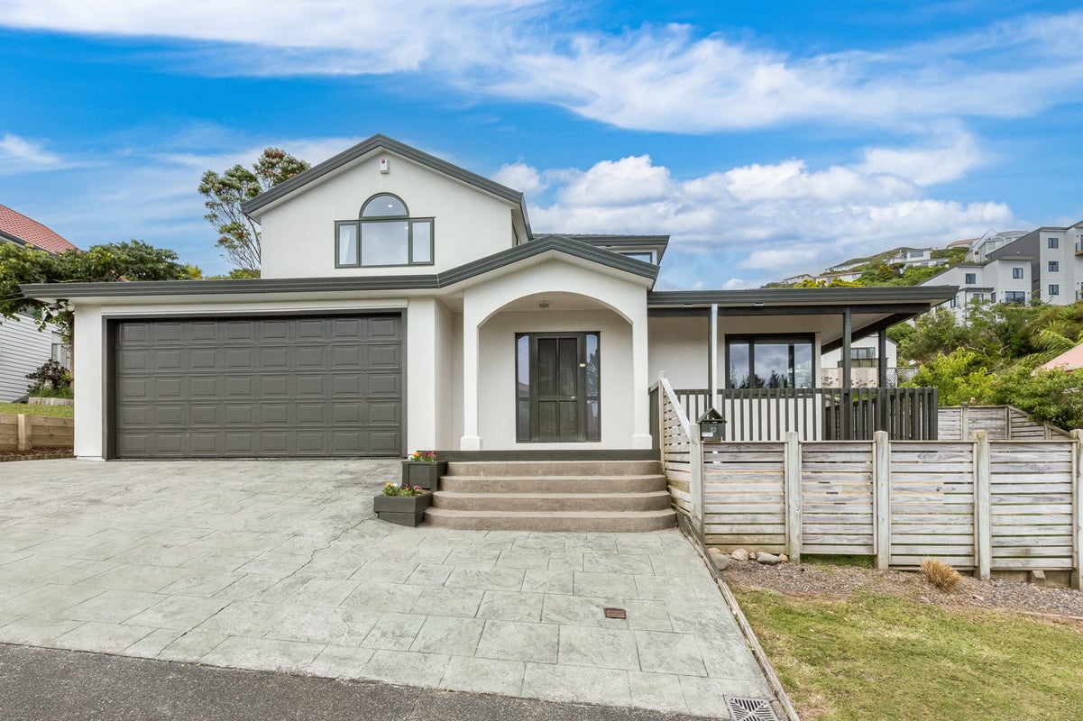 53 John Sims Drive, Broadmeadows, Wellington - Carousel 1