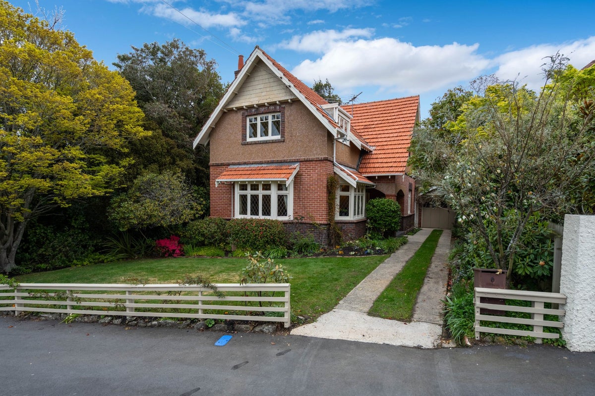 6 Tolcarne Avenue, Maori Hill, Dunedin - Carousel 22