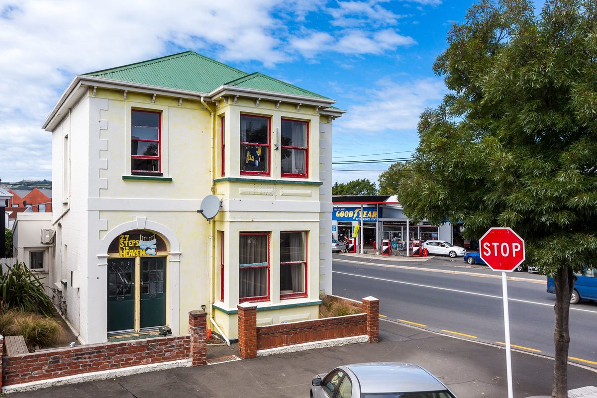 1 Clyde Street, North Dunedin, Dunedin - Carousel 2