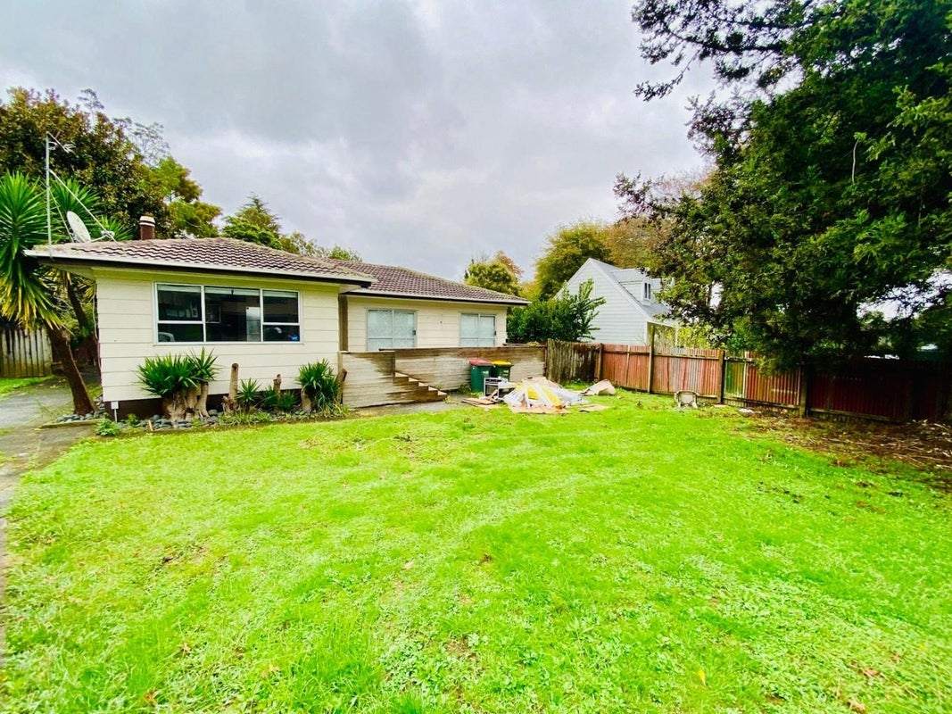 3 Balmerino Avenue, Red Hill, Papakura - Carousel 10