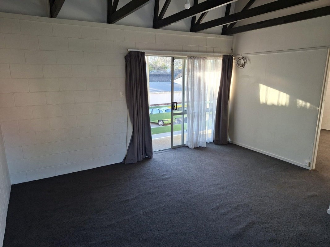 12/897 Heaphy Terrace, Fairfield, Hamilton - Carousel 2