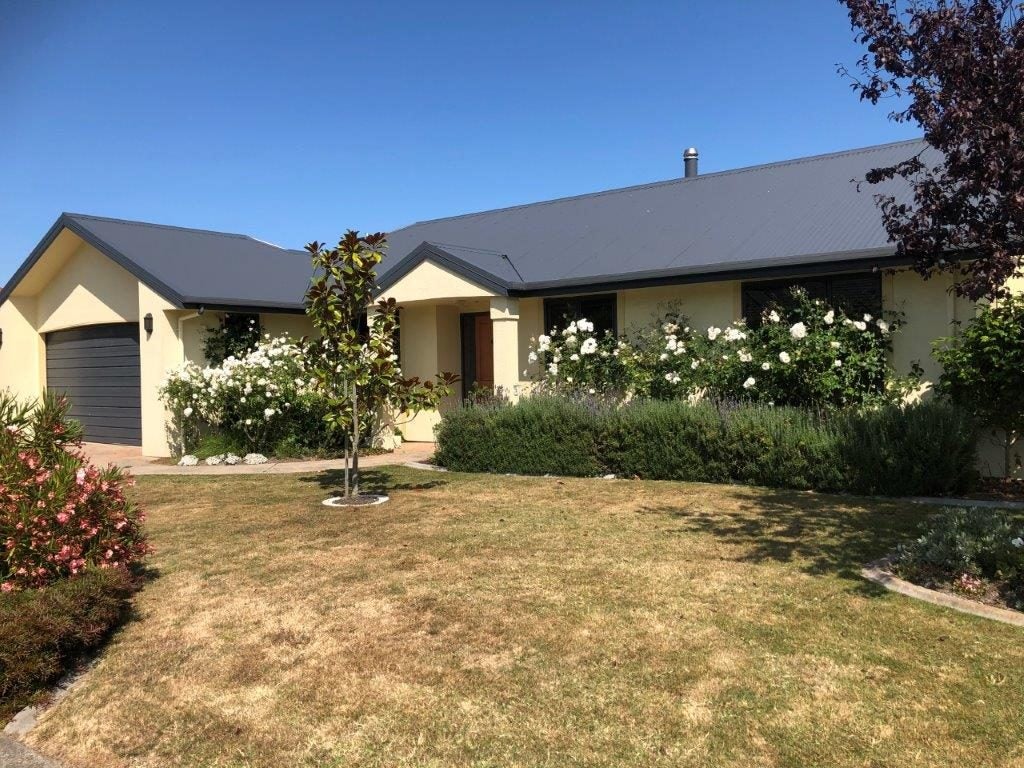 9 Hoult Crescent, Monaco, Nelson - Carousel 1