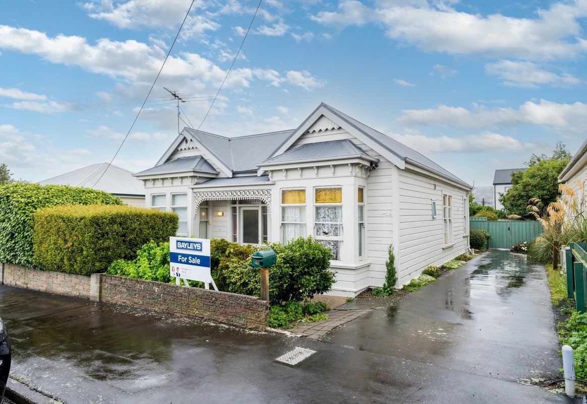 63 Law Street, Caversham, Dunedin - Carousel 1