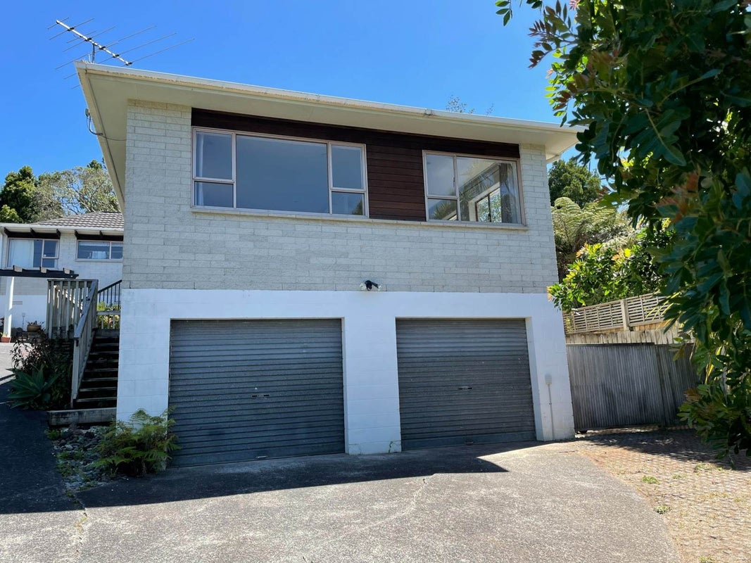 9A Seaton Road, Murrays Bay, Auckland - Carousel 1