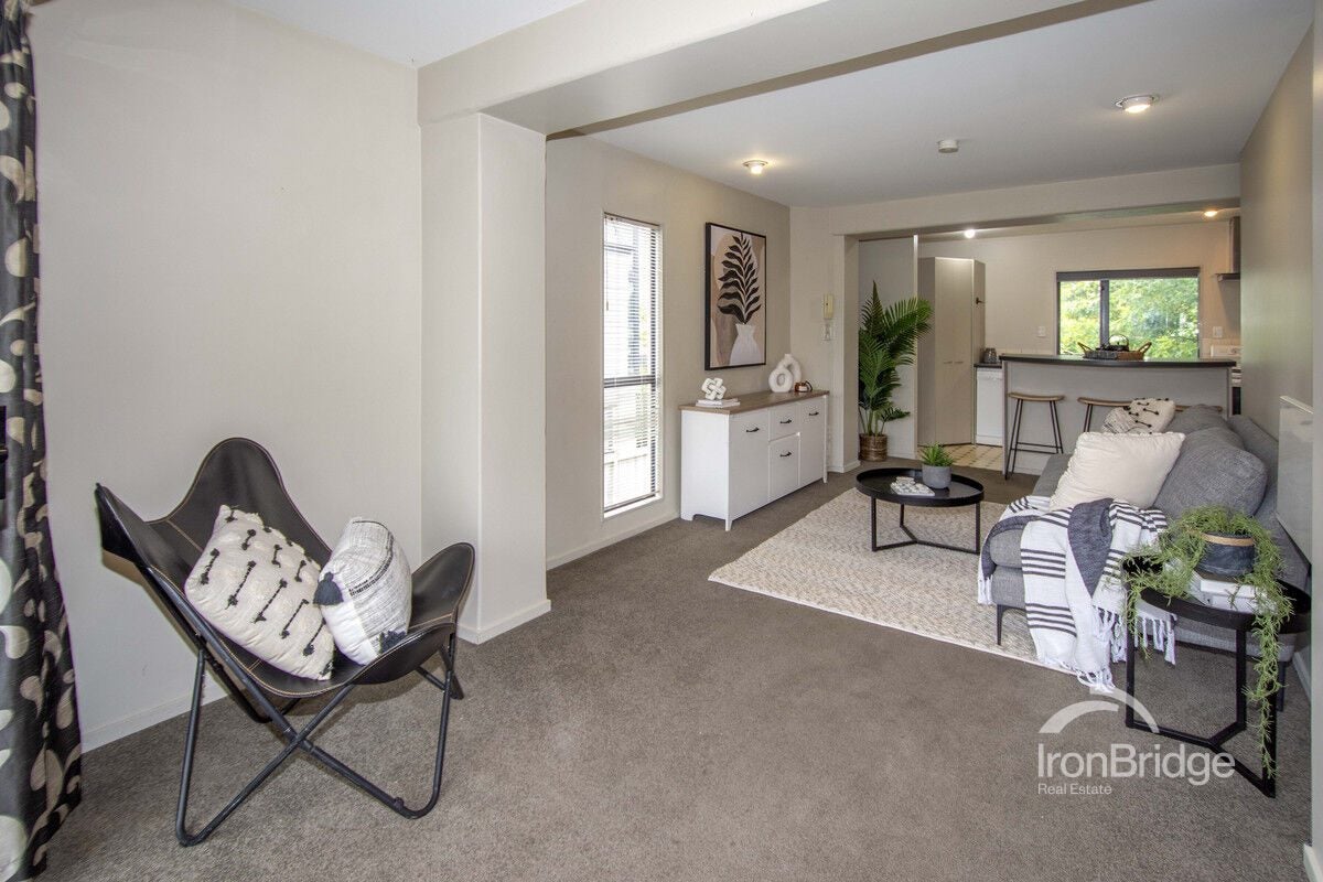 1/337 Armagh Street, Linwood, Christchurch - Carousel 1