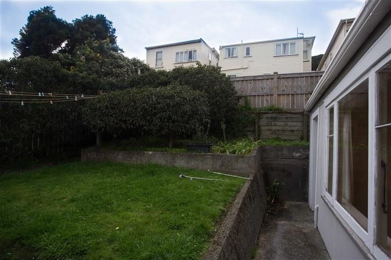 33 Porritt Avenue, Mount Victoria, Wellington - Carousel 8