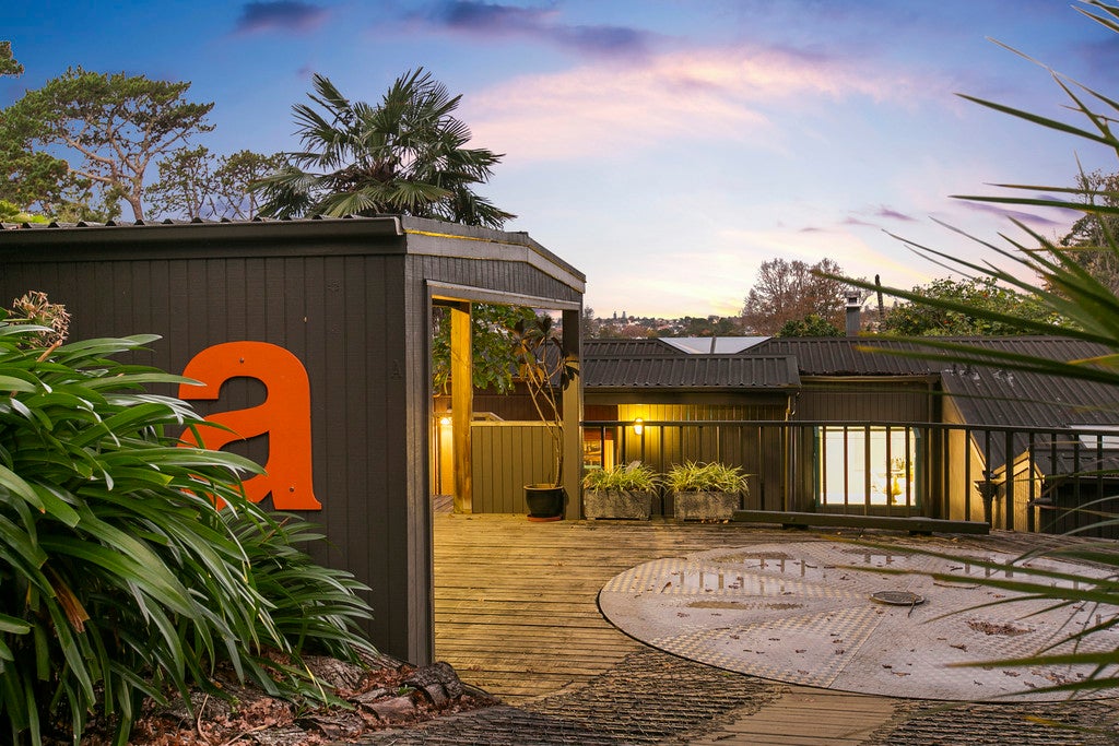 21A Cathedral Place, Parnell, Auckland - Carousel 1