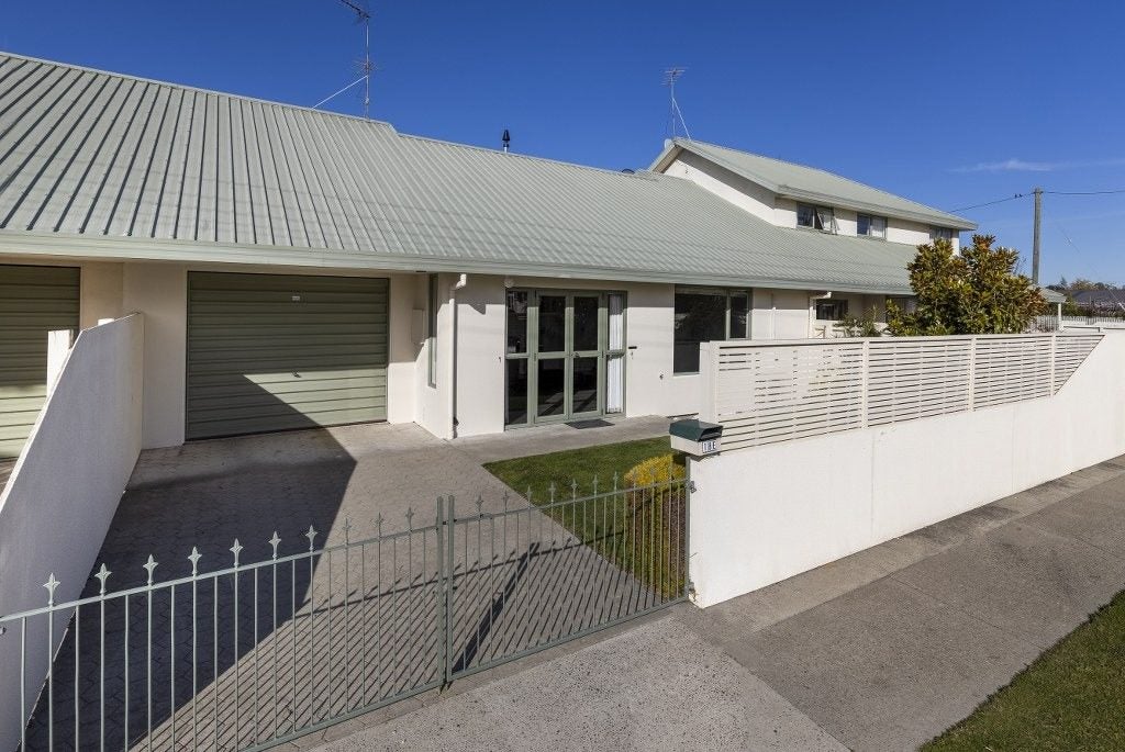 18E Budge Street, Mayfield, Blenheim - Carousel 1