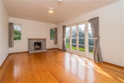 74 Kervil Avenue, Te Atatu Peninsula, Auckland - Carousel 1