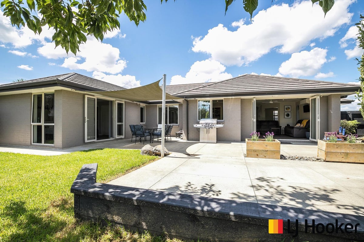 32 Fletcher Lane, Patumahoe, Pukekohe - Carousel 2