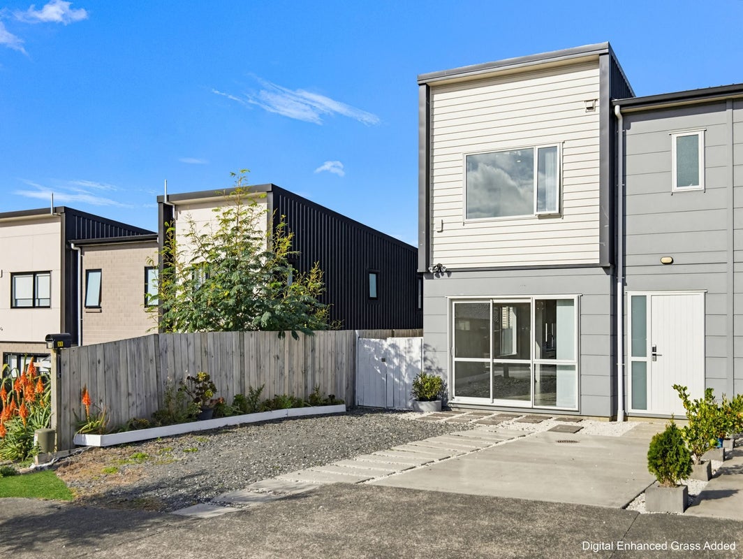 5B Poruru Close, Papakura, Papakura - Carousel 1