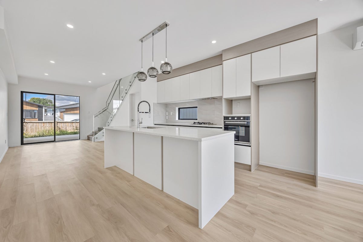 13 Farranfore Road, Opaheke, Papakura - Carousel 2