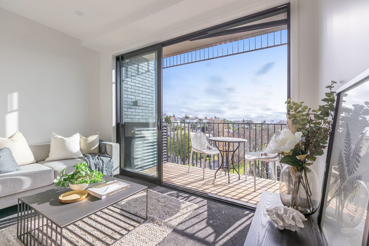 203/845 New North Road, Mount Albert, Auckland - Carousel 24