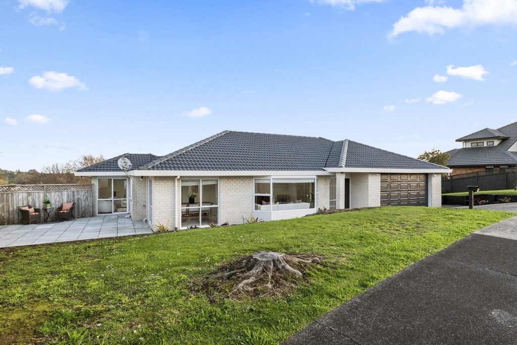 25 Nirvana Way, Mount Roskill, Auckland - Carousel 2