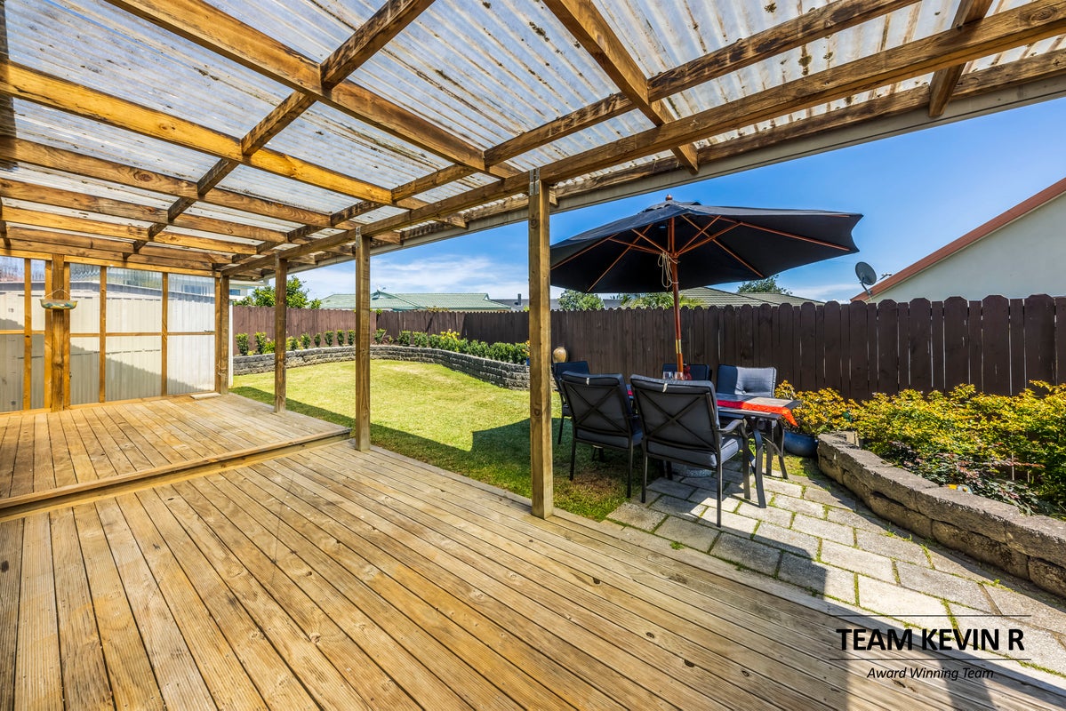 10 Royalpark Place, Favona, Auckland - Carousel 2