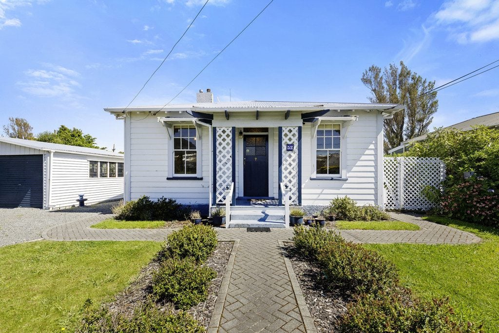 52 York Street, Moera, Lower Hutt - Carousel 2
