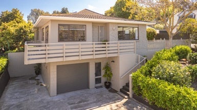 5 Linda Place, Saint Johns Hill, Whanganui - Carousel 1