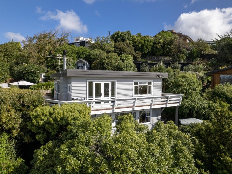 7 View Terrace, Huntsbury, Christchurch - Carousel 1