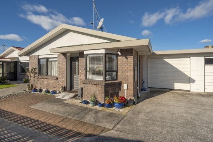 81B Chadwick Road, Greerton, Tauranga - Carousel 2