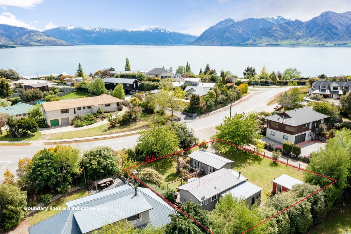 3 Lakeview Terrace, Lake Hawea, Wanaka - Carousel 2