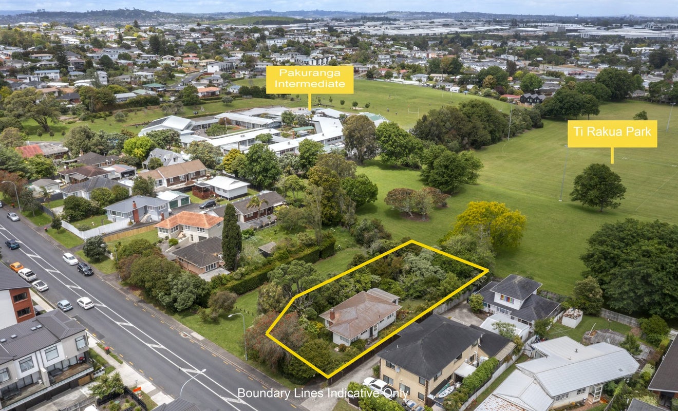 25 Reeves Road, Pakuranga, Auckland - Carousel 10