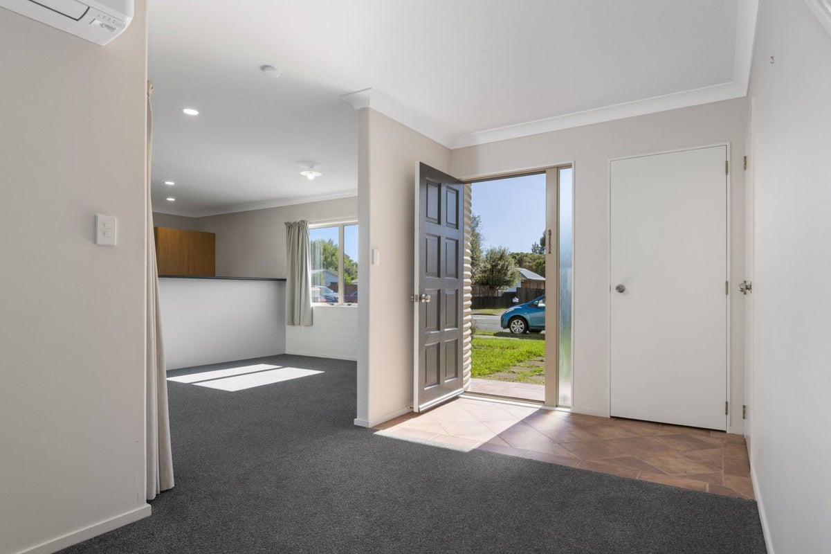 52 Hartford Avenue, Papamoa Beach, Papamoa - Carousel 2