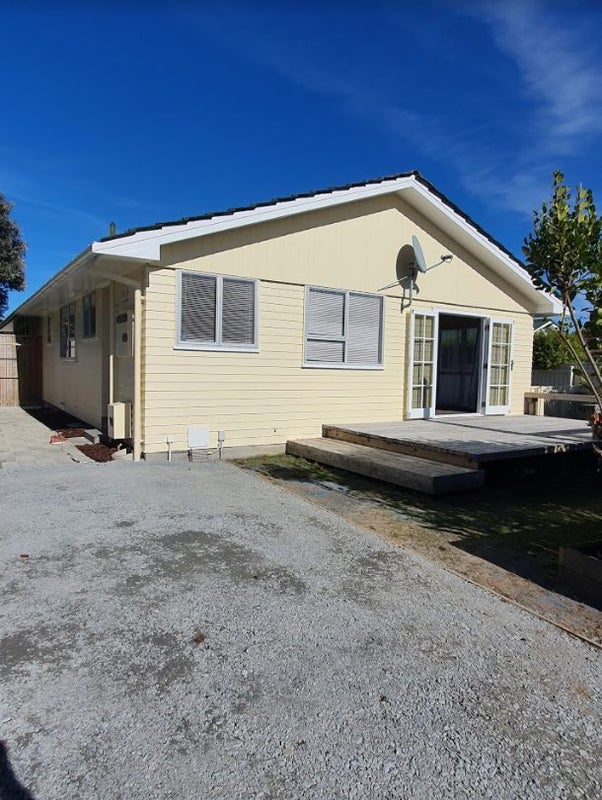 5A Roband Crescent, Brown Owl, Upper Hutt - Carousel 1