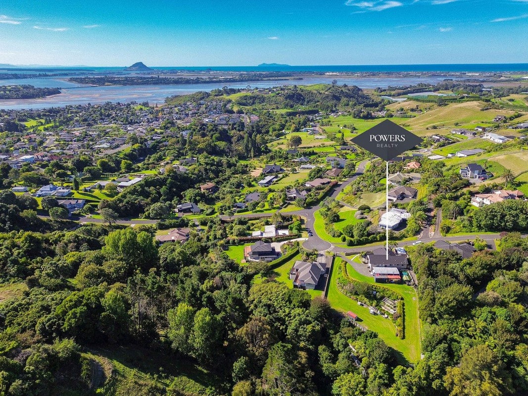 14 Estates Terrace, Welcome Bay, Tauranga - Carousel 2