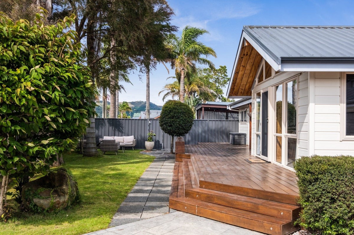 122 Potae Avenue, Lytton West, Gisborne - Carousel 1