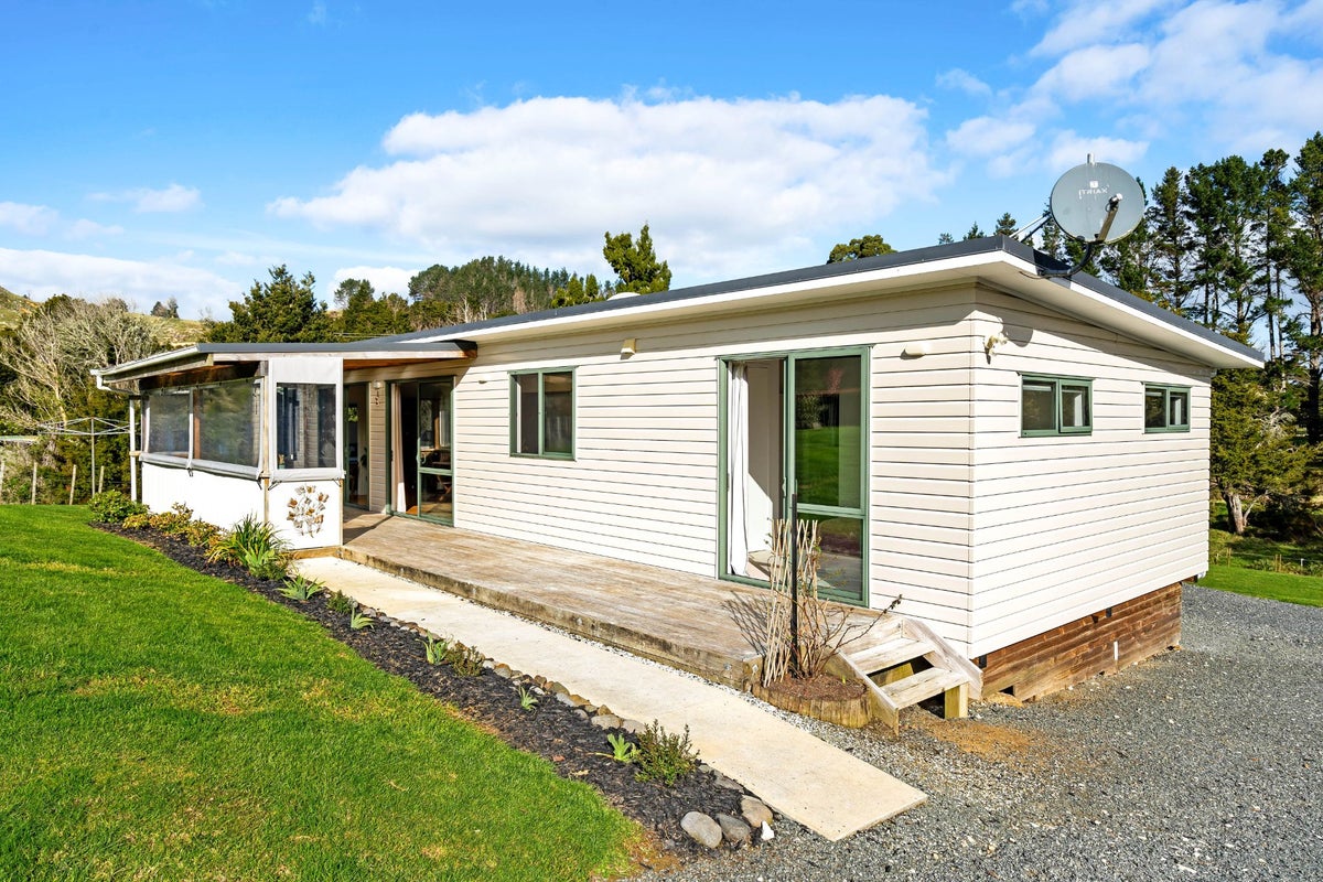 348 Riponui Road, Whangarei - Carousel 2
