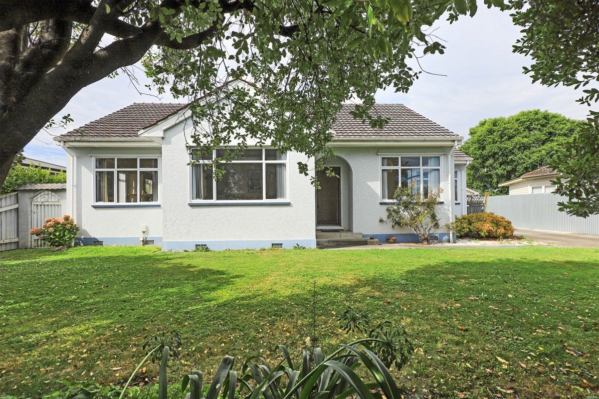 35 Peddie Street, Taradale, Napier - Carousel 16