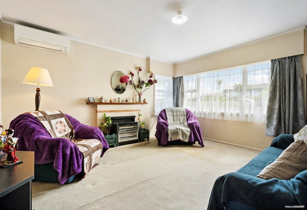 104 Taikata Road, Te Atatu Peninsula, Auckland - Carousel 2